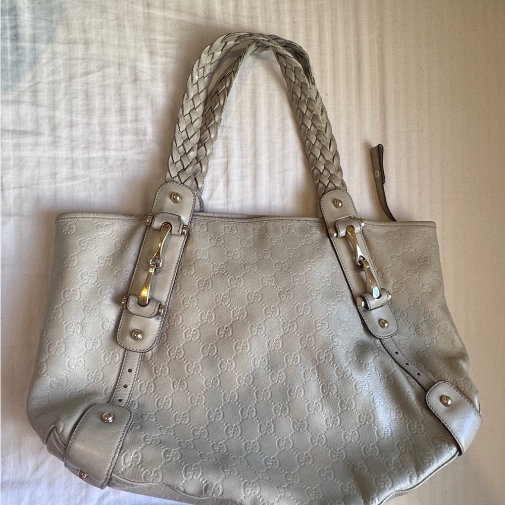Authentic 👜 Gucci pelham guccisima tote bag